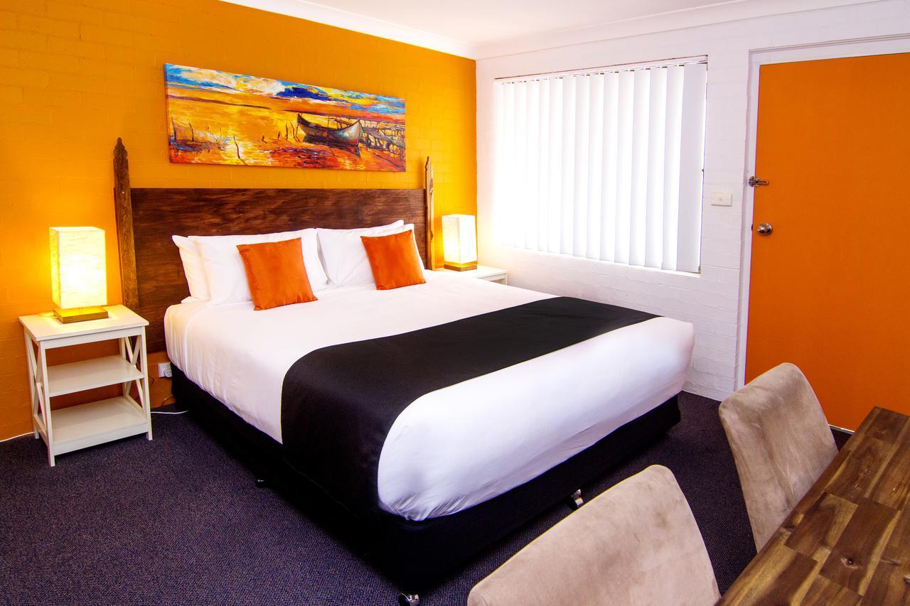 Crescent Motel Taree Bagian luar foto